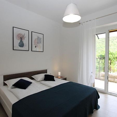 L Apartment Rasa Exterior photo