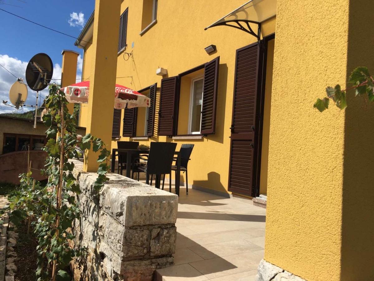 L Apartment Rasa Exterior photo