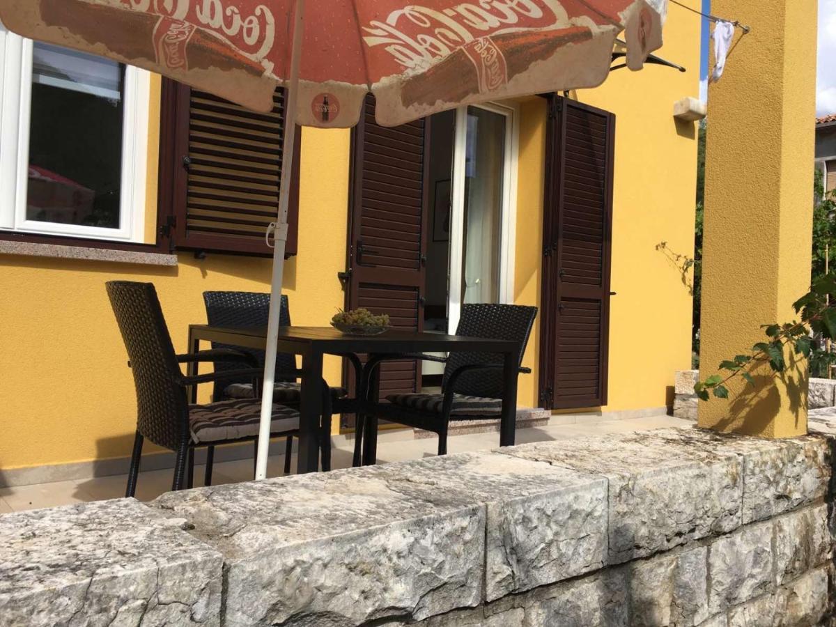 L Apartment Rasa Exterior photo
